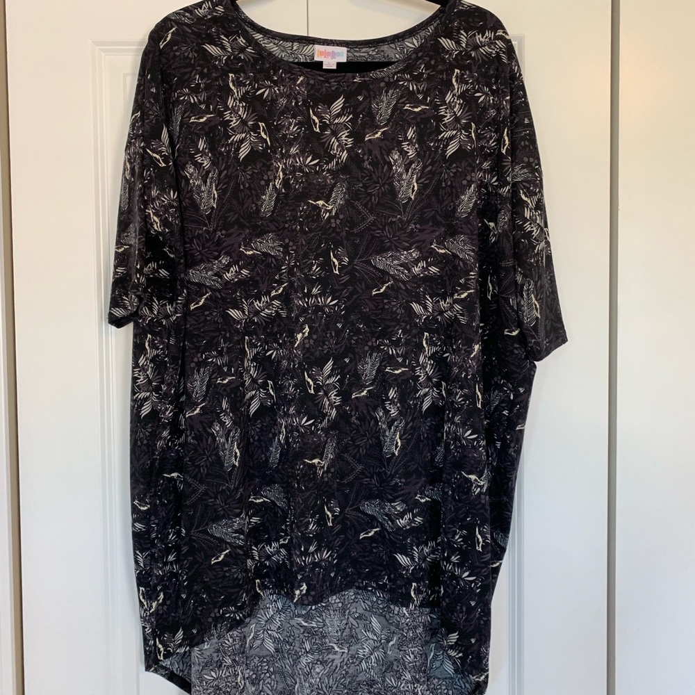 LuLaRoe Large Irma Black Background Feather Print